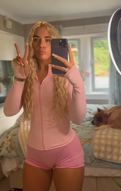 Pink tights are definitely cute posted by No-Gas7379