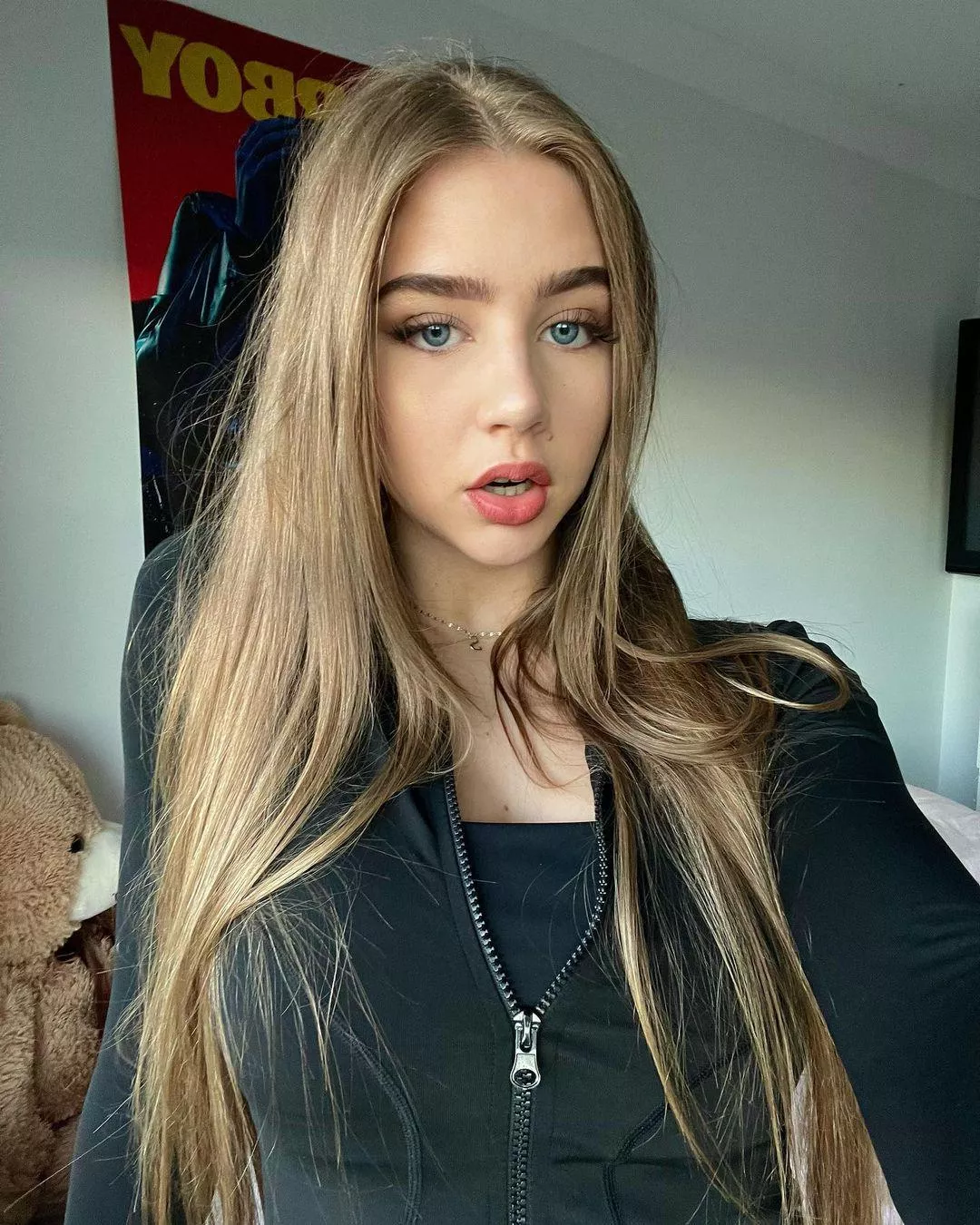 Skyla jay  posted by Accomplished_Fix3613