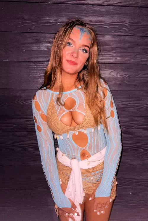 Tomorrowland hoe by king_charles999