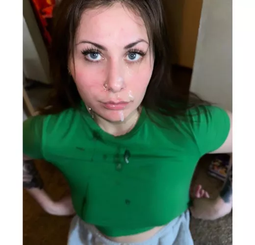 What do you call a girl that ends every tinder date like this  by Brittfaithm