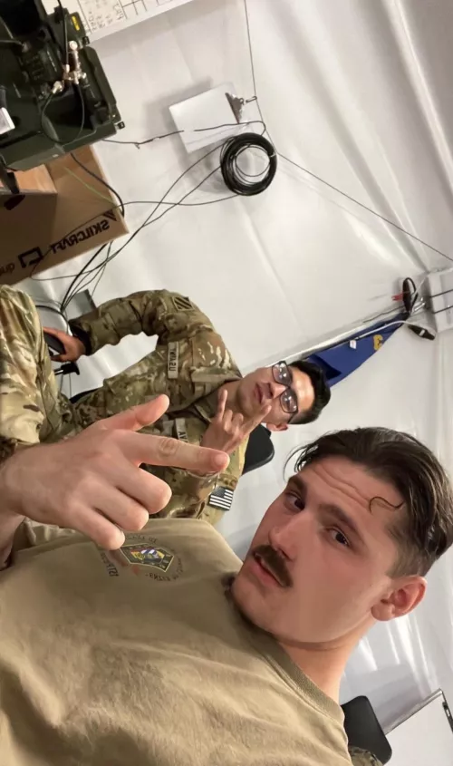 [22] Passing time and posting here by ant_8177