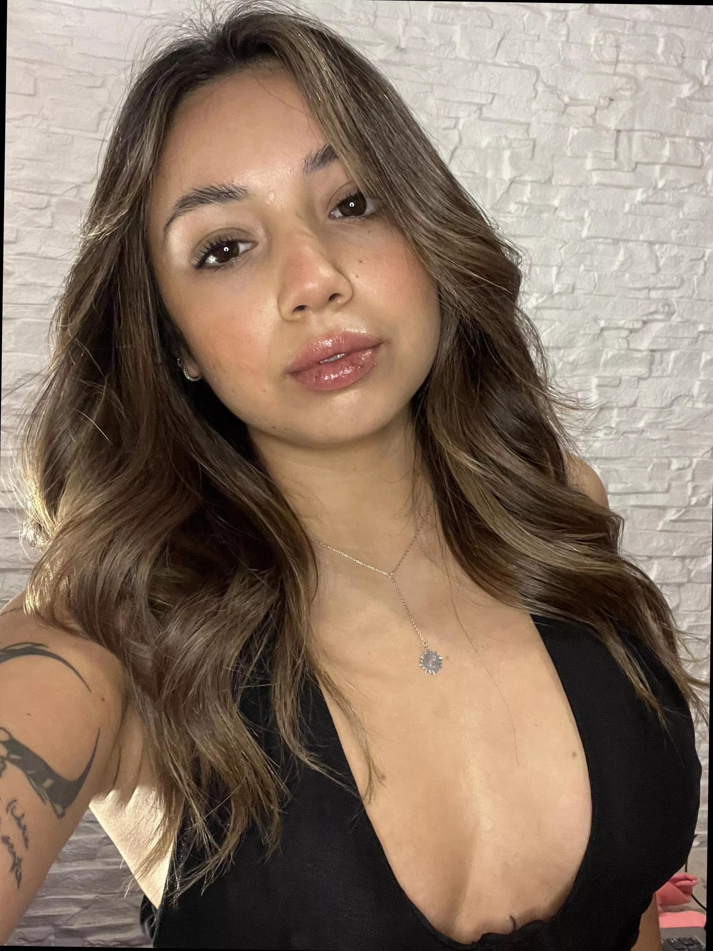 Any advice on how to get older men attention? posted by s0phiaa-L0ve