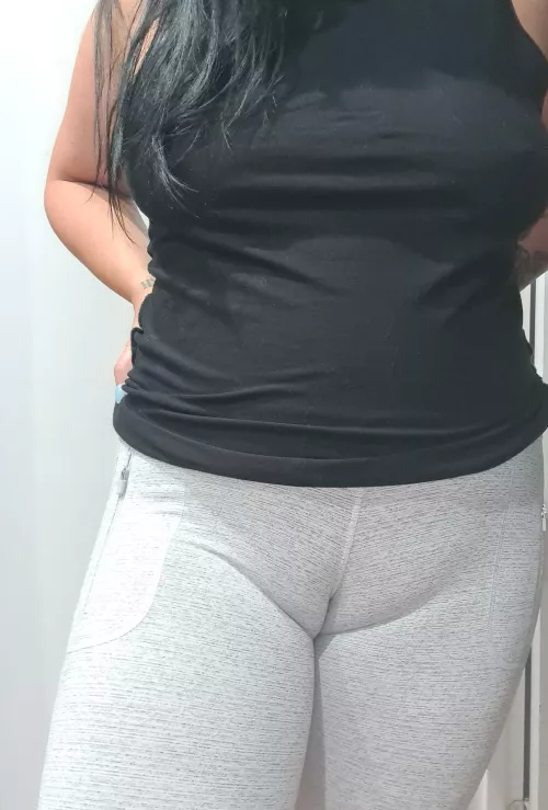 Does this colour suit me? by xXAsianWifeyXx