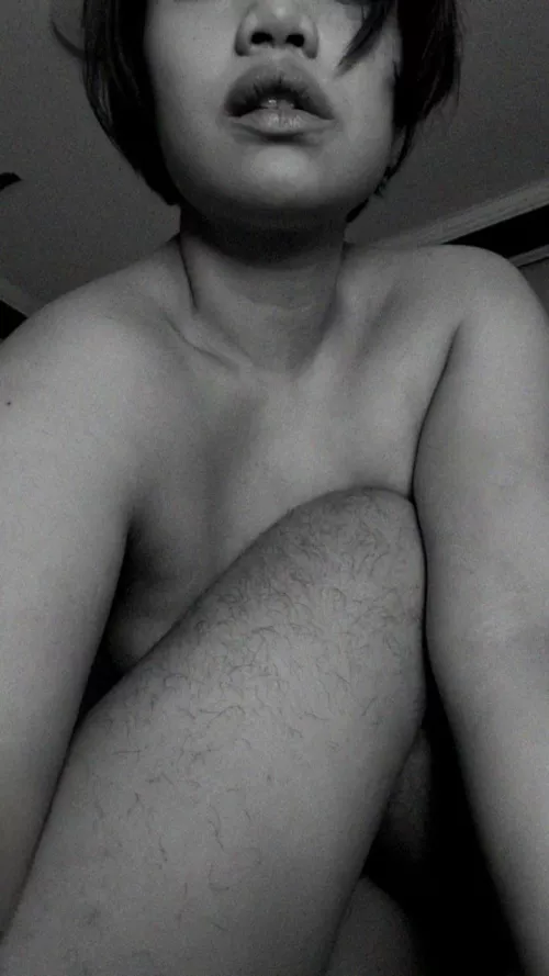 [F] here hihi [FMF] Cuddle weather be wt the hubby be like 🙈🫣 Who's next? 🫣 by Real_Inspector4487