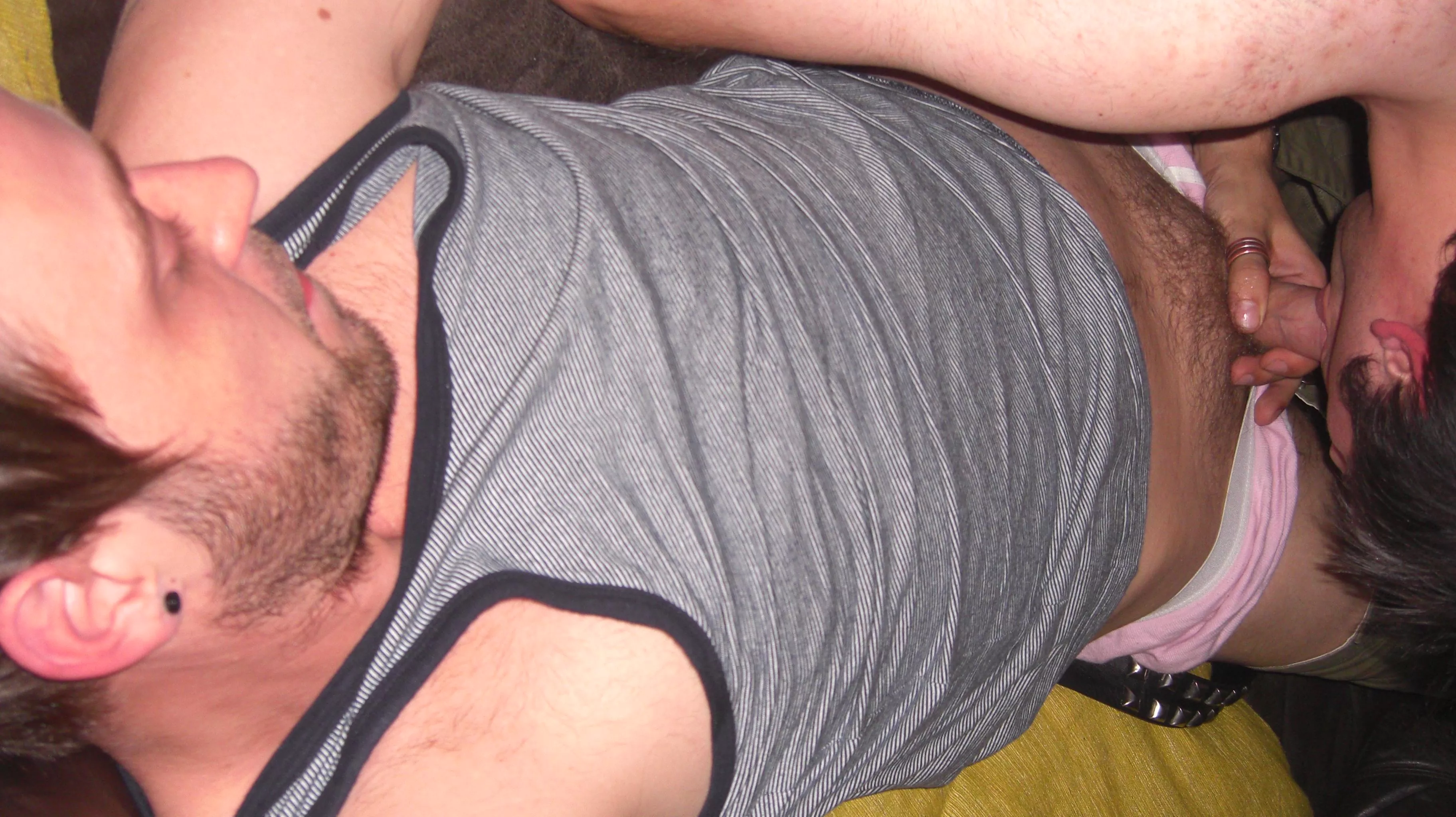 getting sucked posted by NaughtyGayBelgian