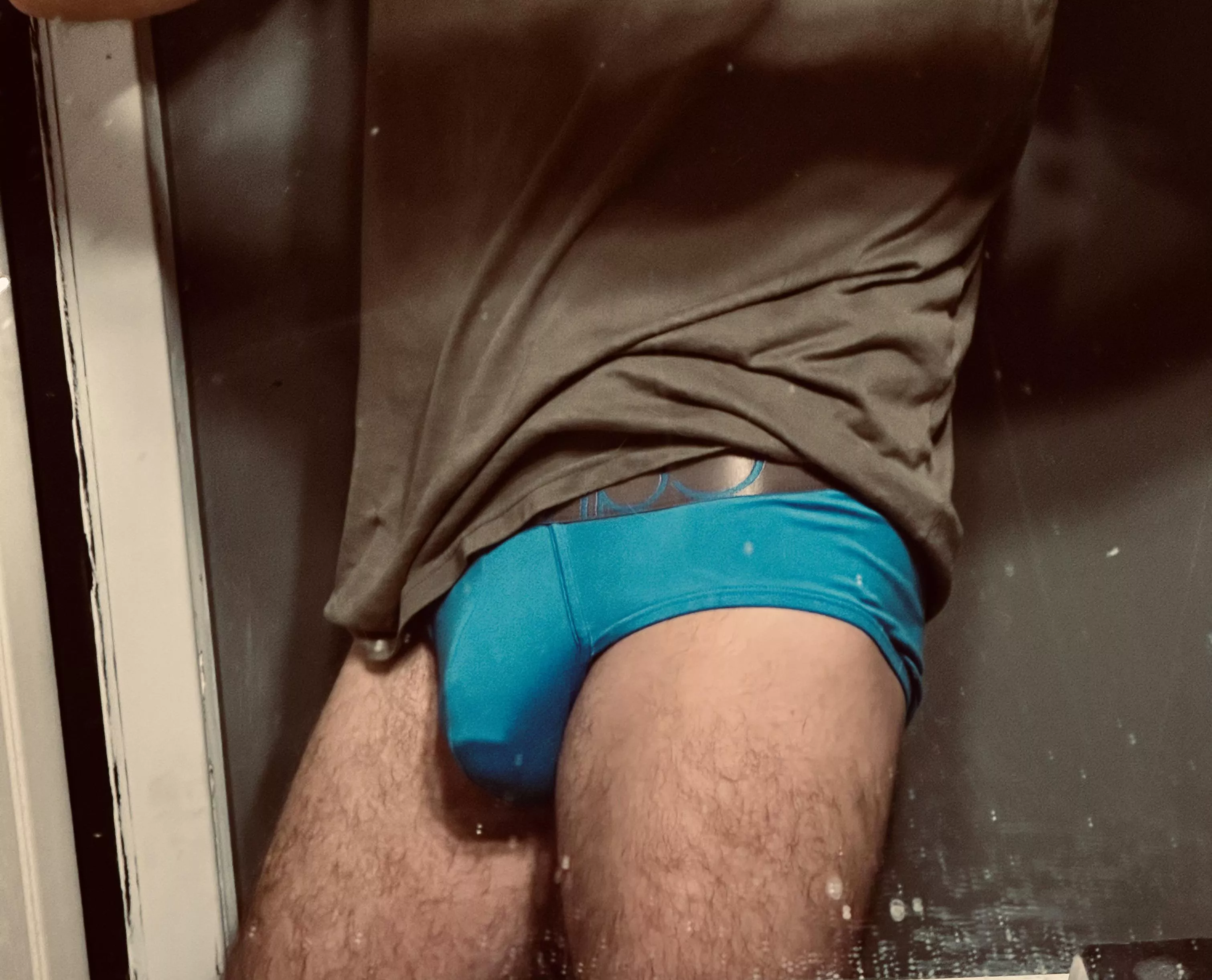 Hello posted by Tricky_Wave7789