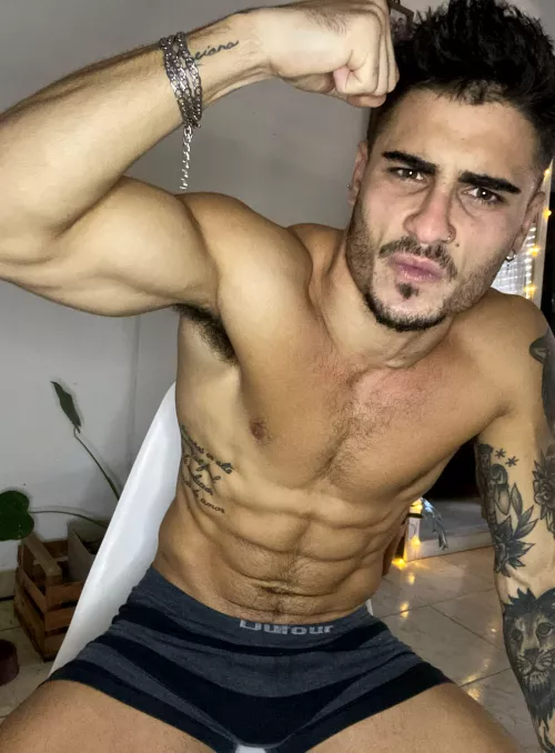 How badly do you want to sniff this stinky pit pic? by OlieTheKing