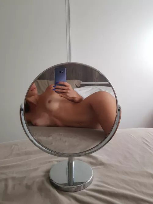 I'd look even better in your bed by AlexaIvyXoX