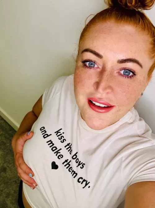 [IRTR] Okay i want the answer to the question, would you cry if you kissed me? by MundaneDeduction