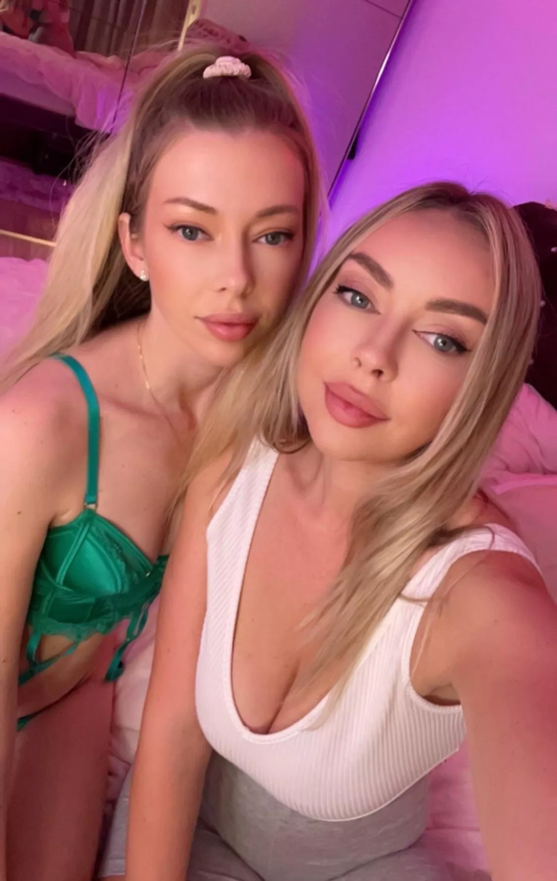 Me and my hot friend are online and want you to get us naked!! (sexxylorry) posted by Lorrrrrrrrrrry