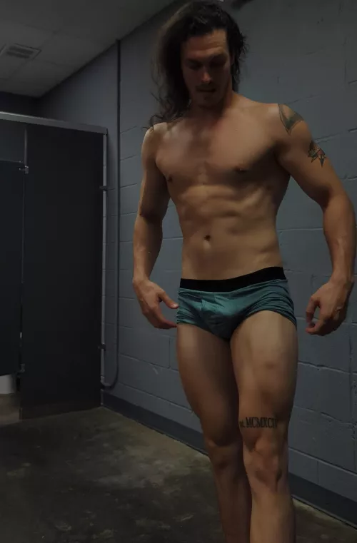 Muscle is sexy by meaty_tarzan