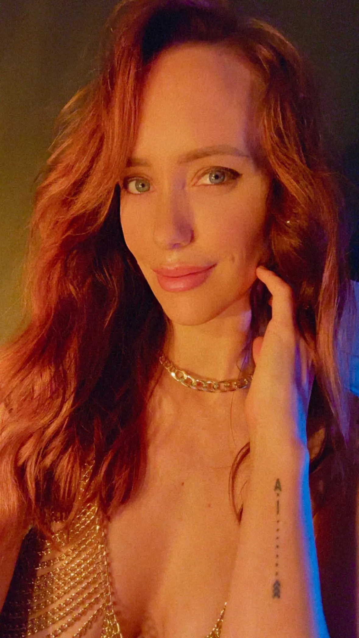 Stephanie Bowers posted by Luke0ne