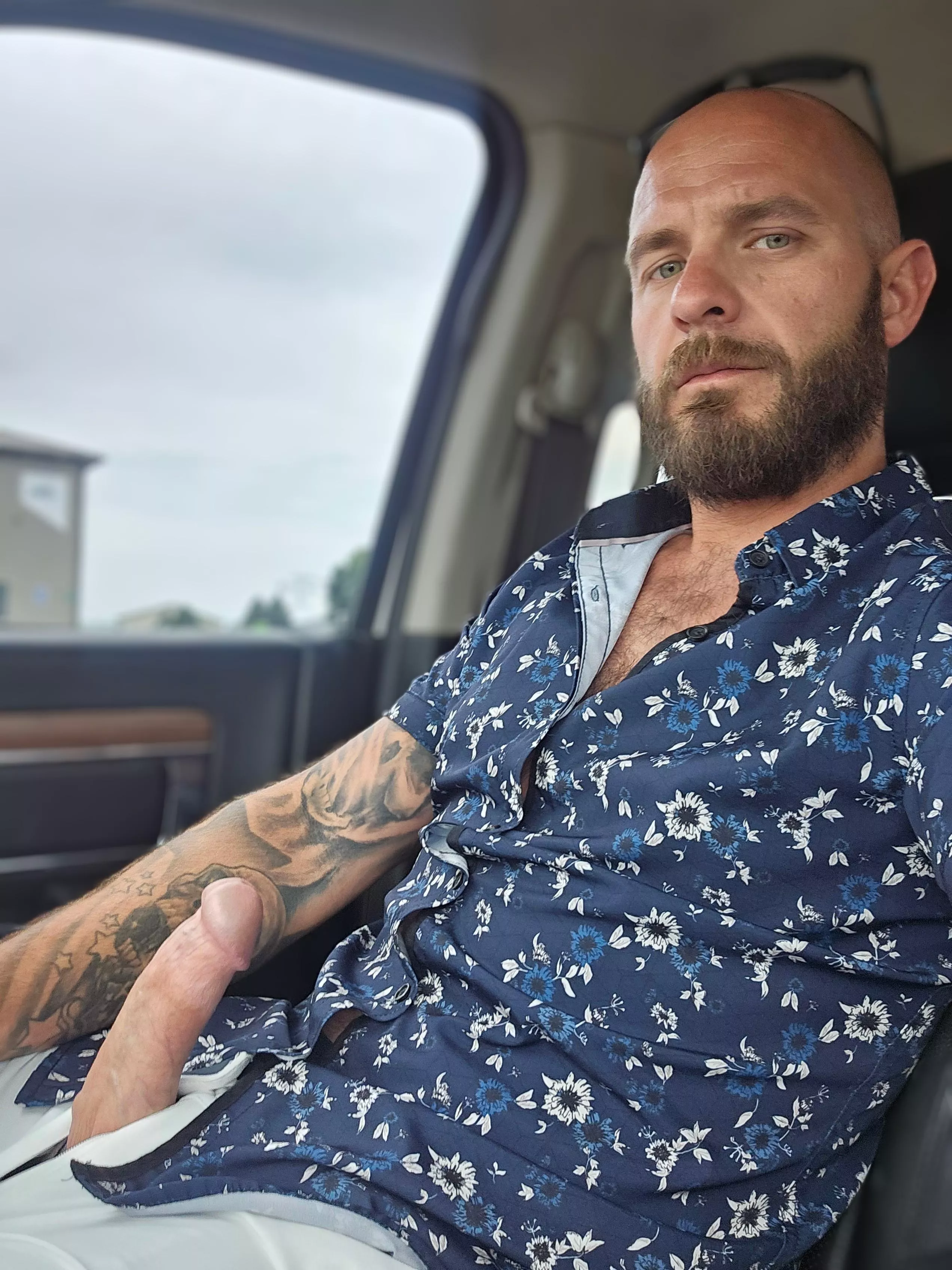 Am I your type?  posted by Urnextdoorneighbors