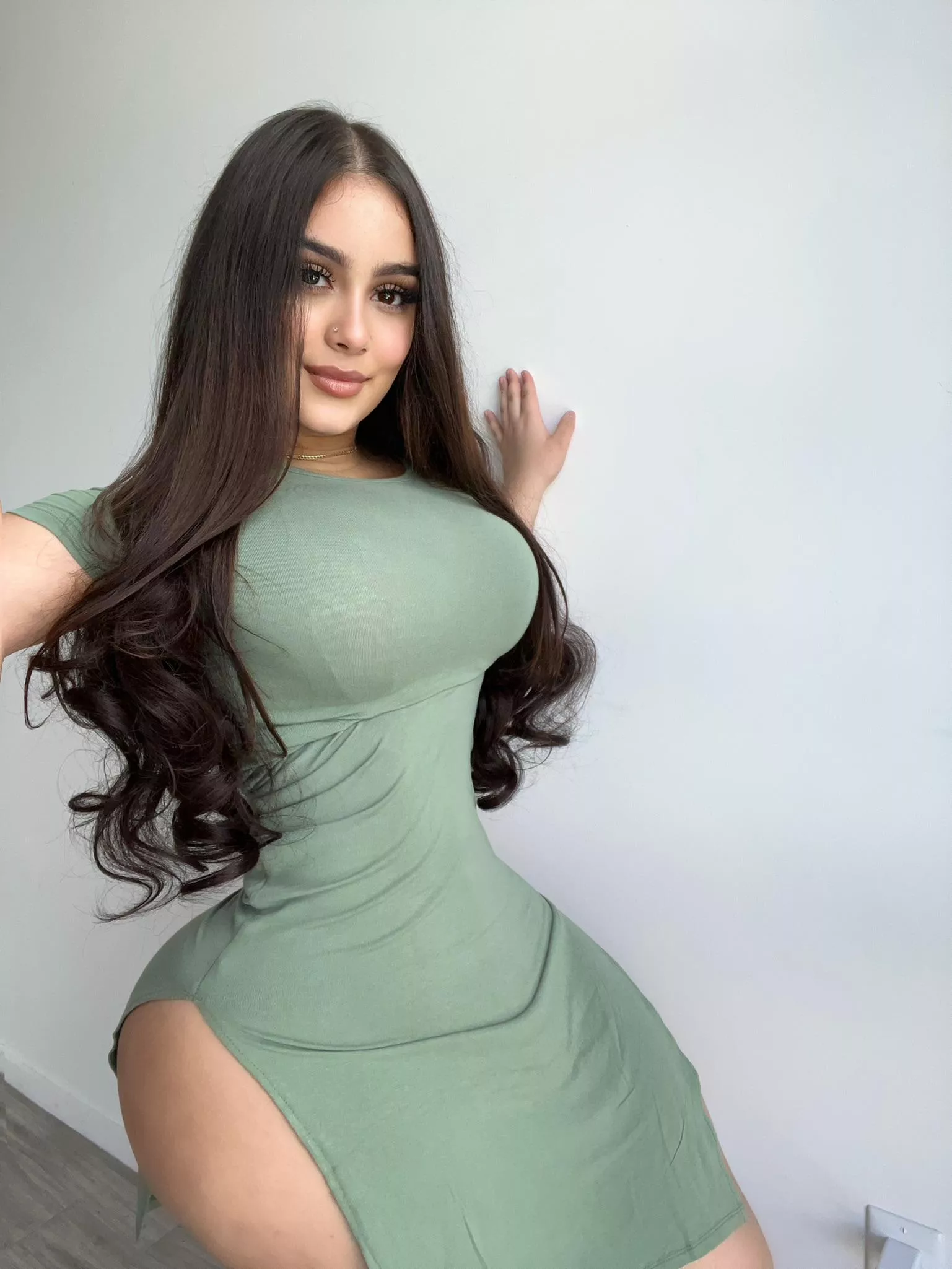 Annabella Ivy posted by annabelladoe