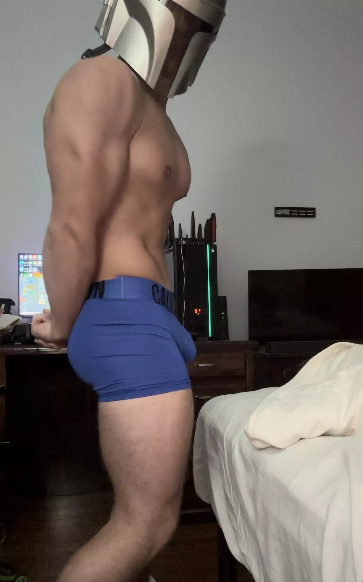 don't mind me, just showing off my 18yo bod posted by precious_george2