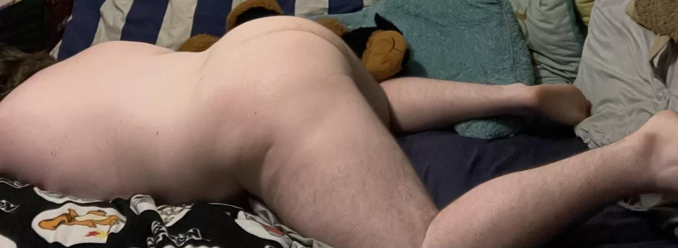 Dont underestimate a big boy. by smoothbigboy