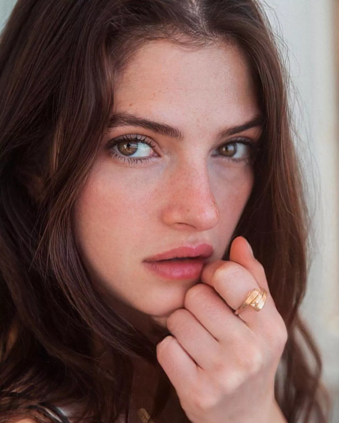 Eve Dumon posted by Luke0ne