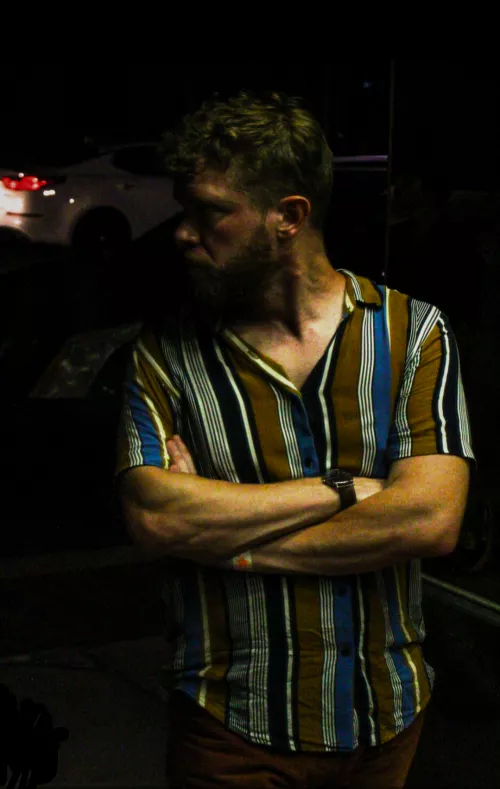 I'm benefitting a lot from the lighting here  by Embarrassed-Bat2771