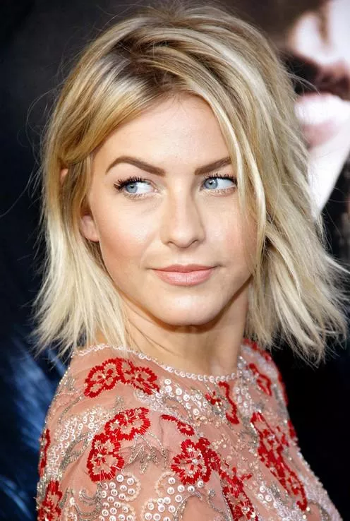 Julianne Hough posted by Skyline_Drifter