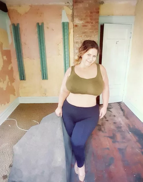 London Andrews  by evenflow_2991