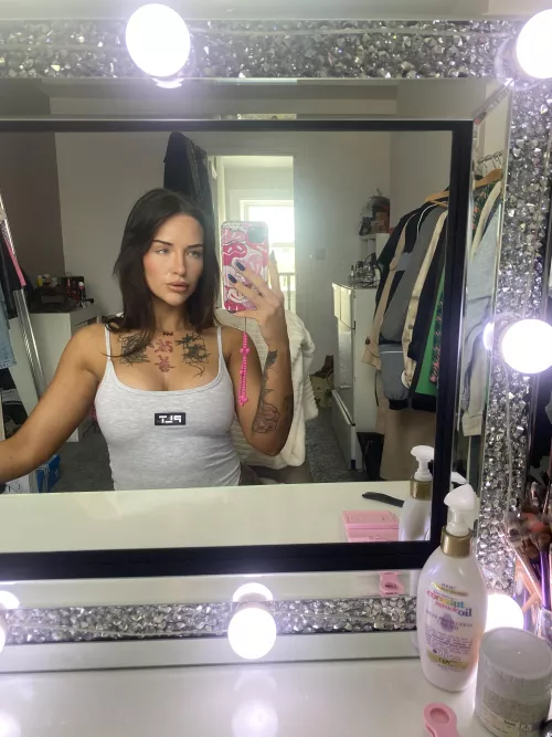 Lovely and stunning by Quick-Pomelo5361