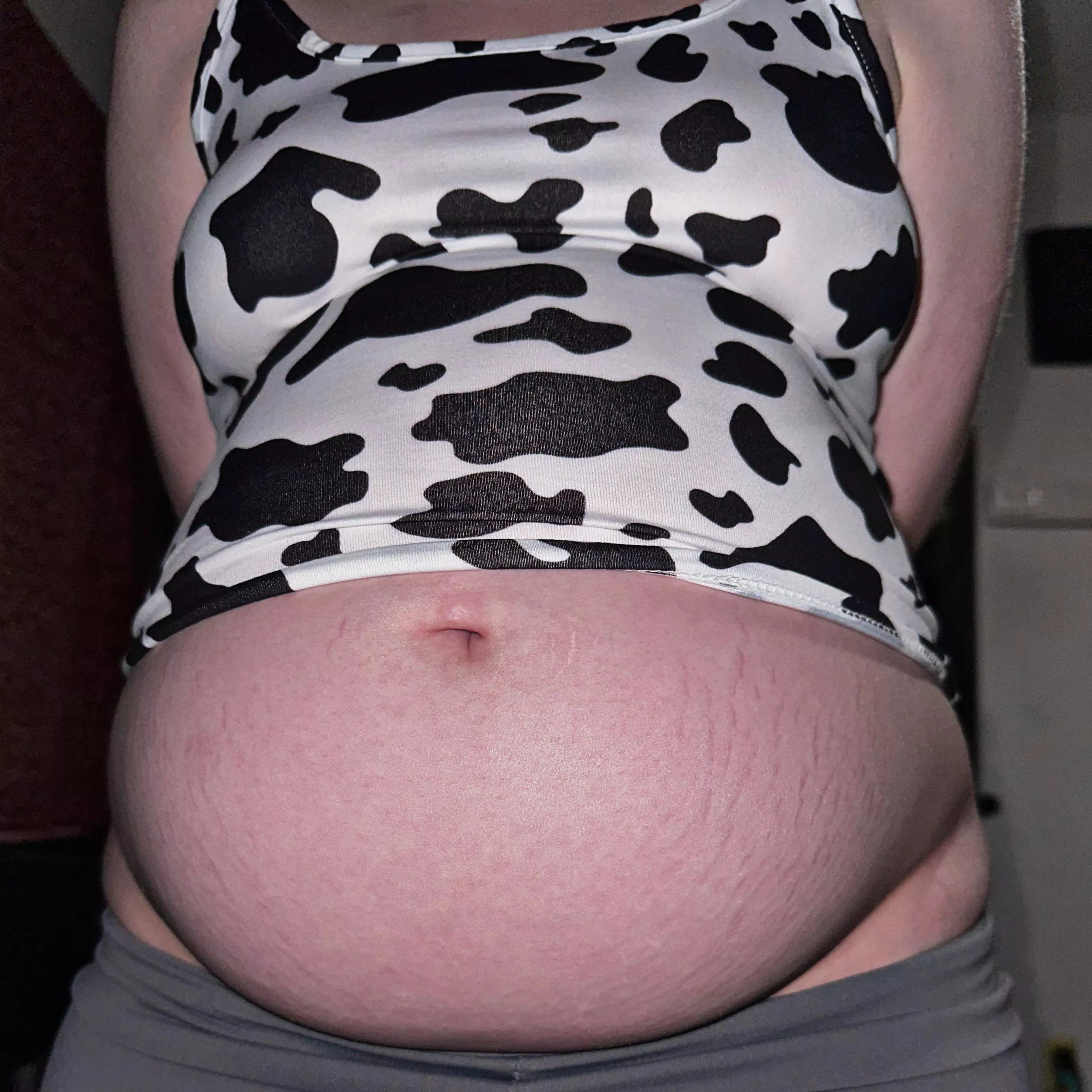 the only downside to gaining this much weight is my back hurts all the time 😣 posted by magnoliacraves