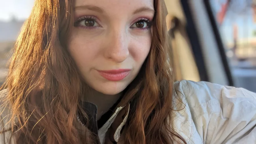 Always grateful for sunshine! [IRTR] by kisskittyred