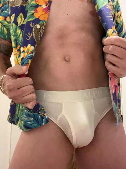 Been a while but I’m back! by WhiteBriefsShowoff