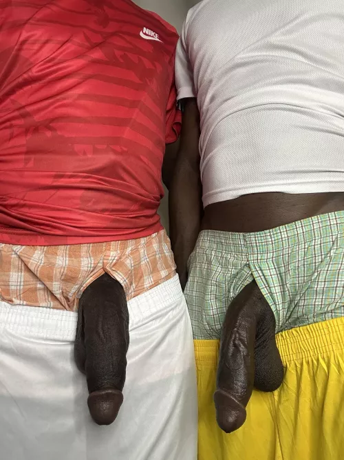 Need a bottom who can handle us  by VersKing_