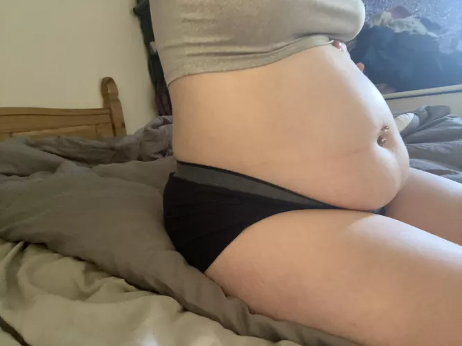 Who wants to do a online feed 🤪 by big_belly_emma