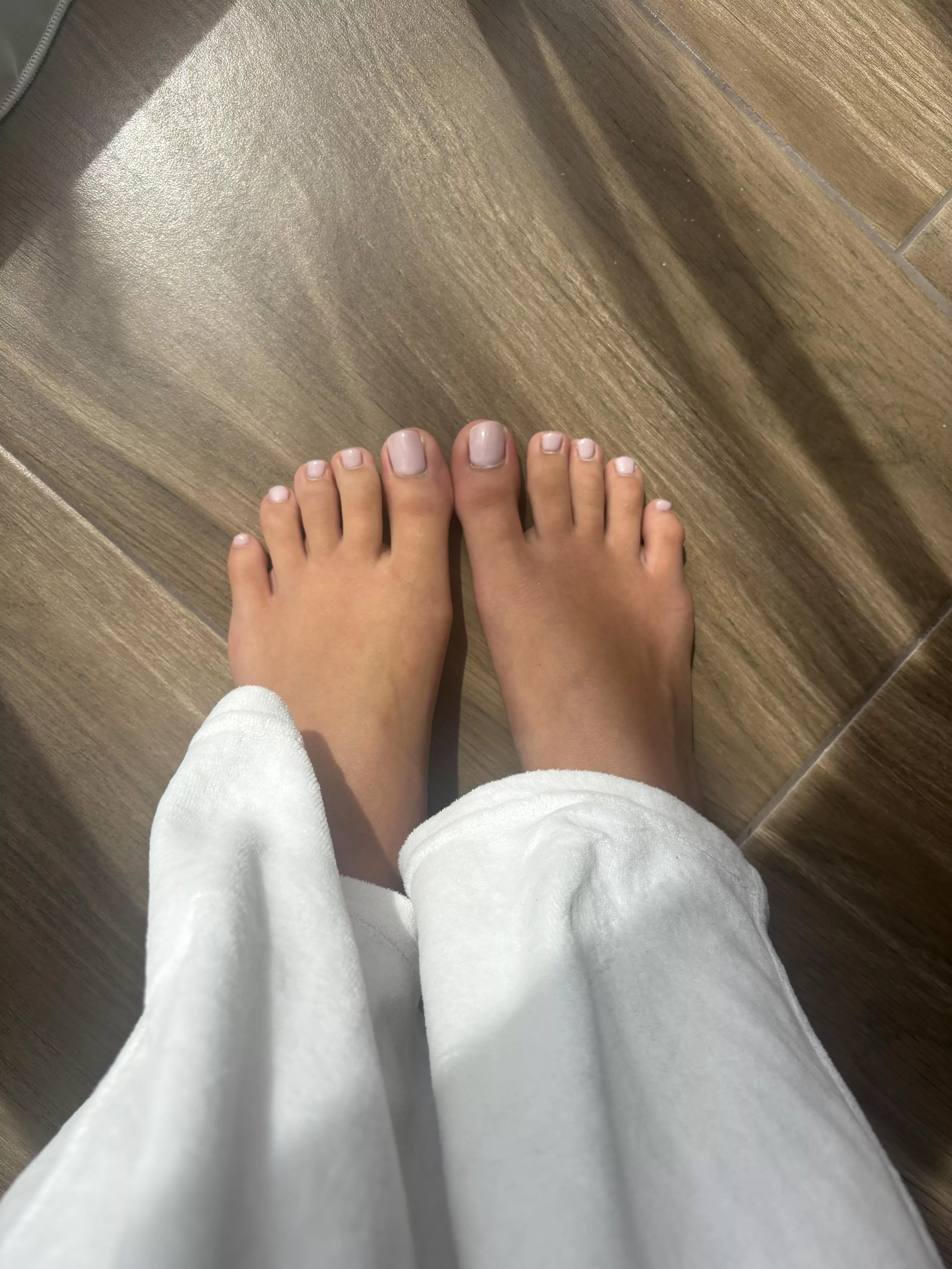 Give them a kiss 🥰 posted by SuspiciousMachine756