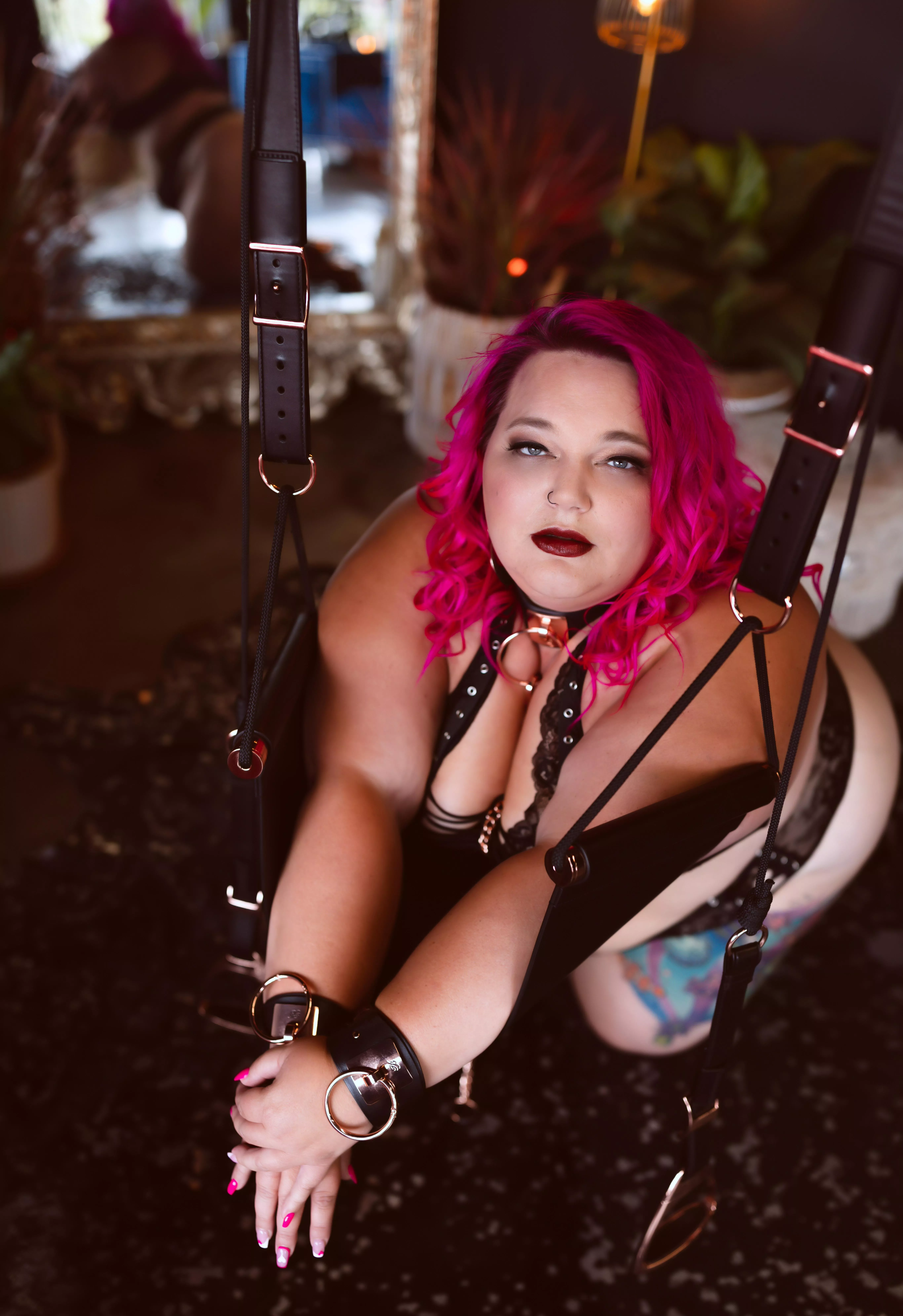 I like when I get to play on the swings  posted by PLThickGirl