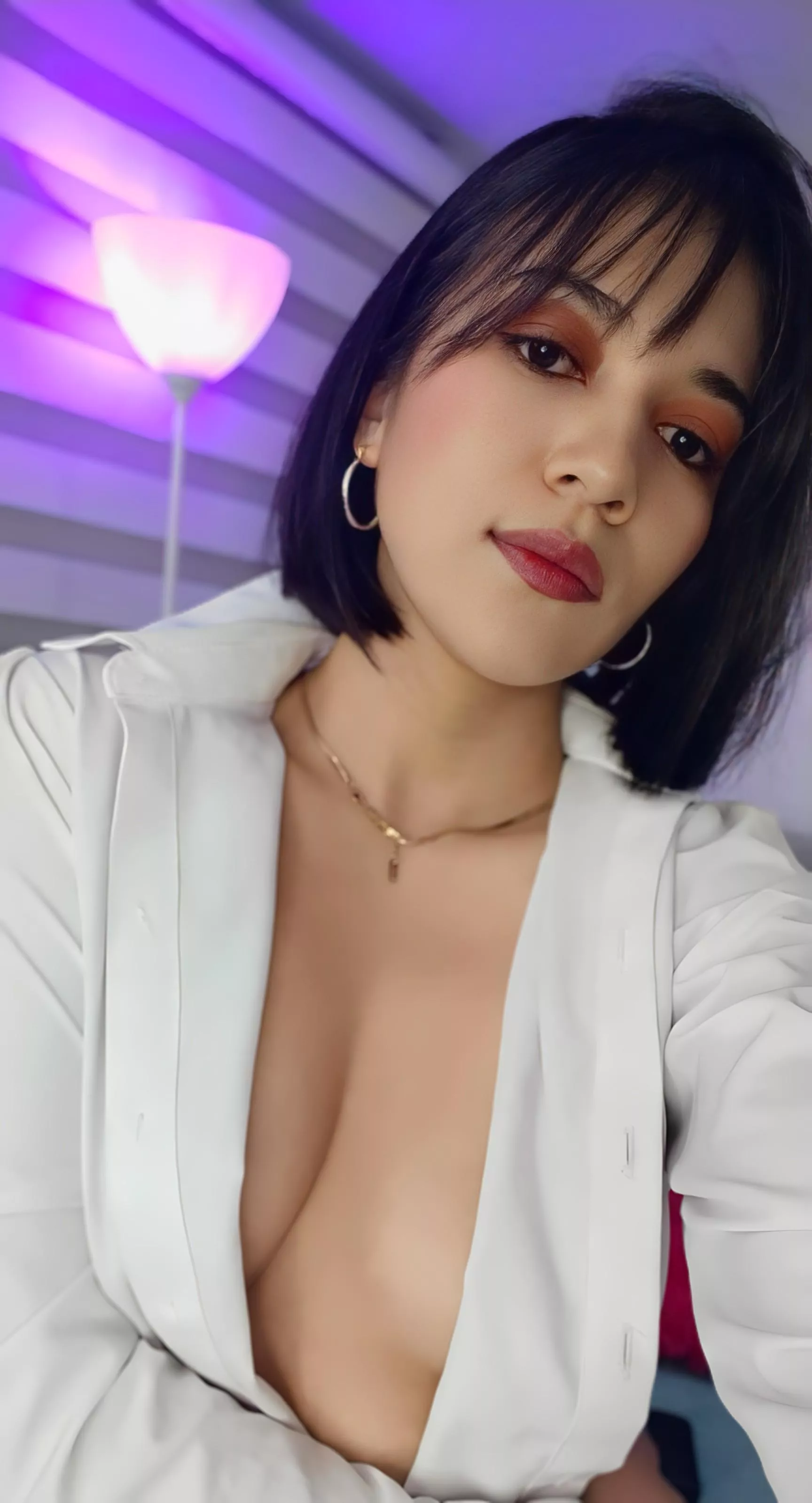 [lina_bedoya] Online♥  posted by Lina_bedoya