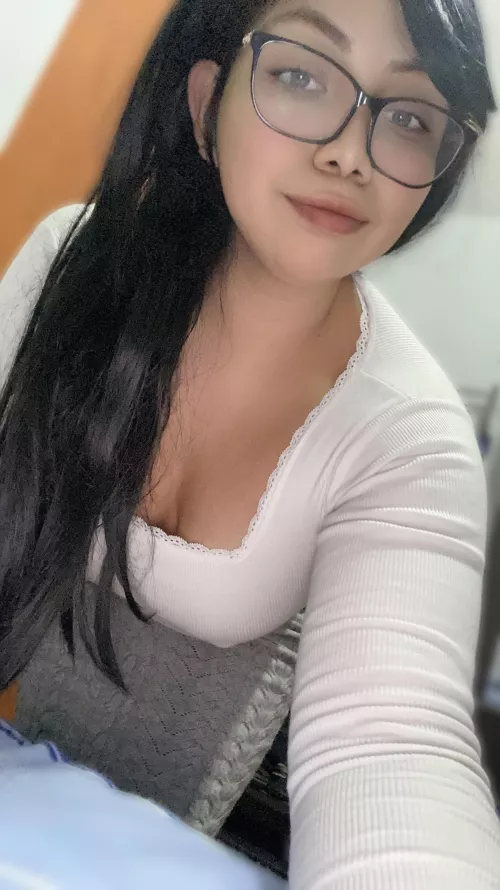 No bra means more eyes on me  by SexyAzucena