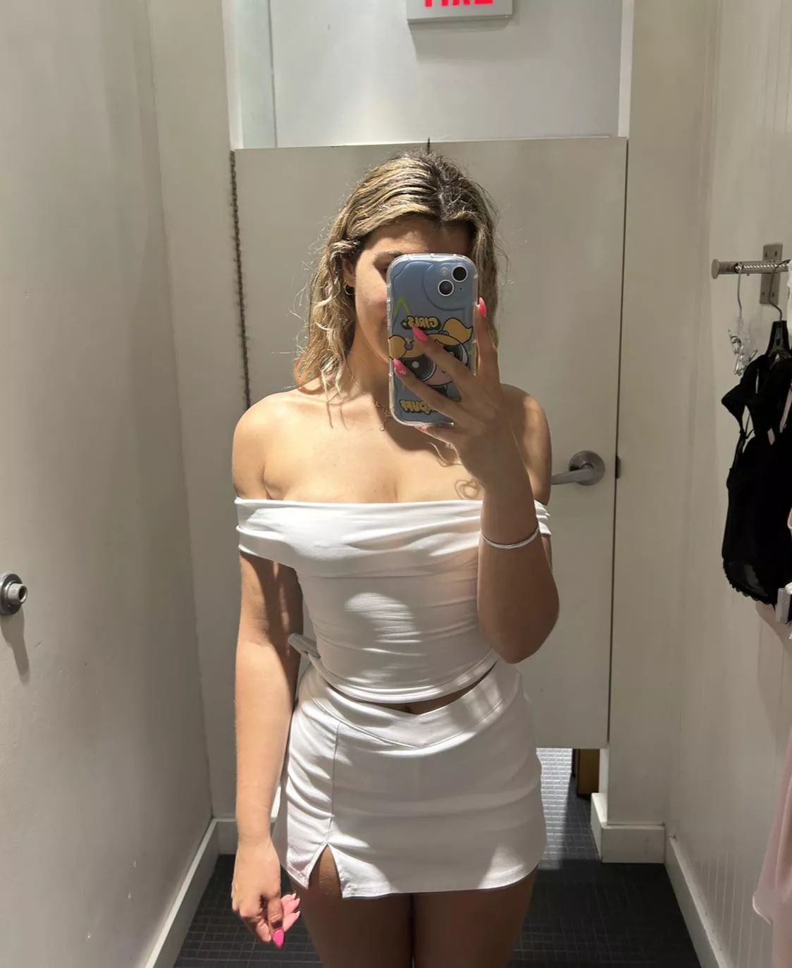 No bra needed posted by ripemangobaby