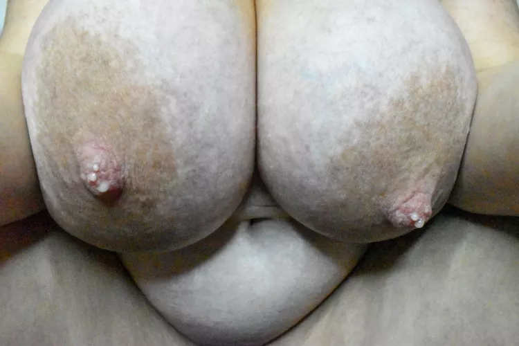 So swollen they’re about to burst! Haven’t pumped all morning 😏 by Jocelynbaker