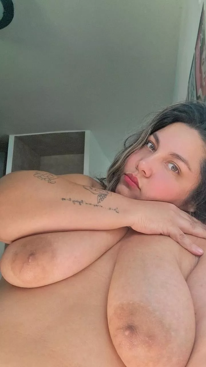 tell me your cock size i will choose my favorite size to send a nude. posted by unacurvy