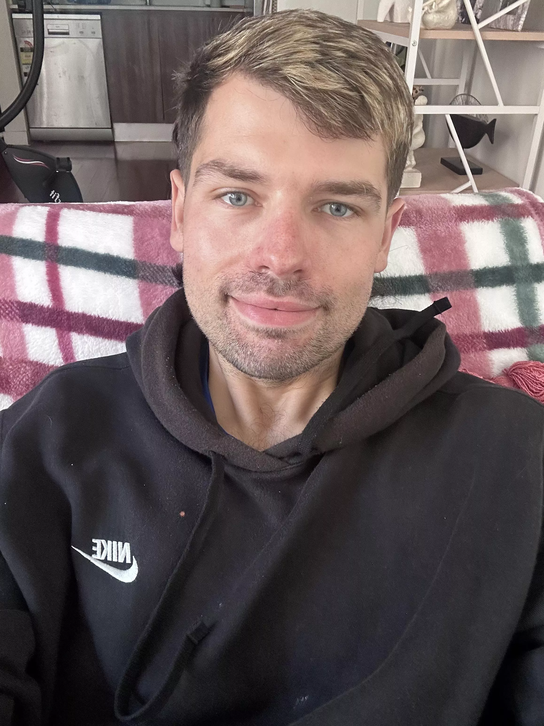 Turned 31 and got a hair cut 🕺🏻 posted by melbboy1993