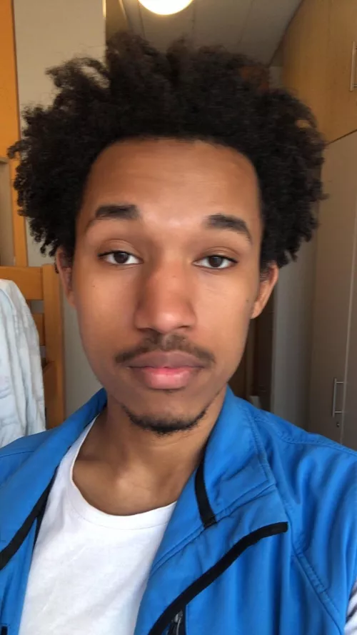 Adding some diversity to this community 🌴🥥✨ by Slight_Ad7597