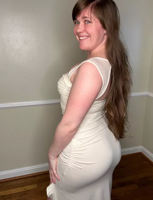 Curves [f] by SorrryCharlie