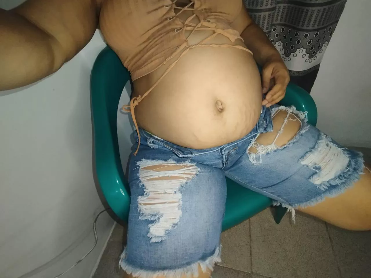 Hello, happy morning, friends, does anyone want me now? Content posted by pregnant_elibelly