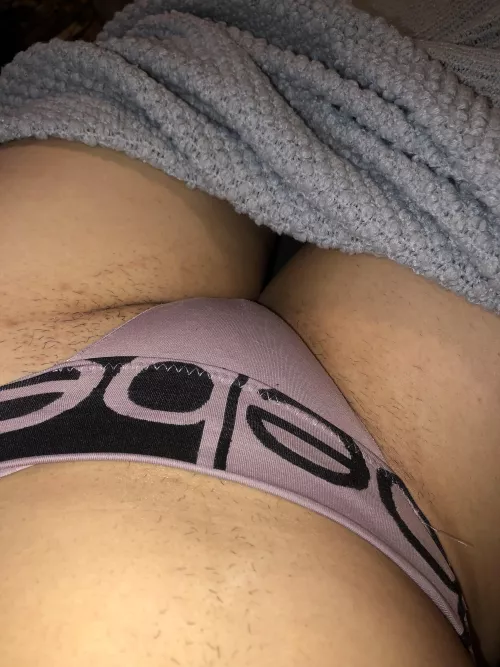 Hi there by Goodwetwet