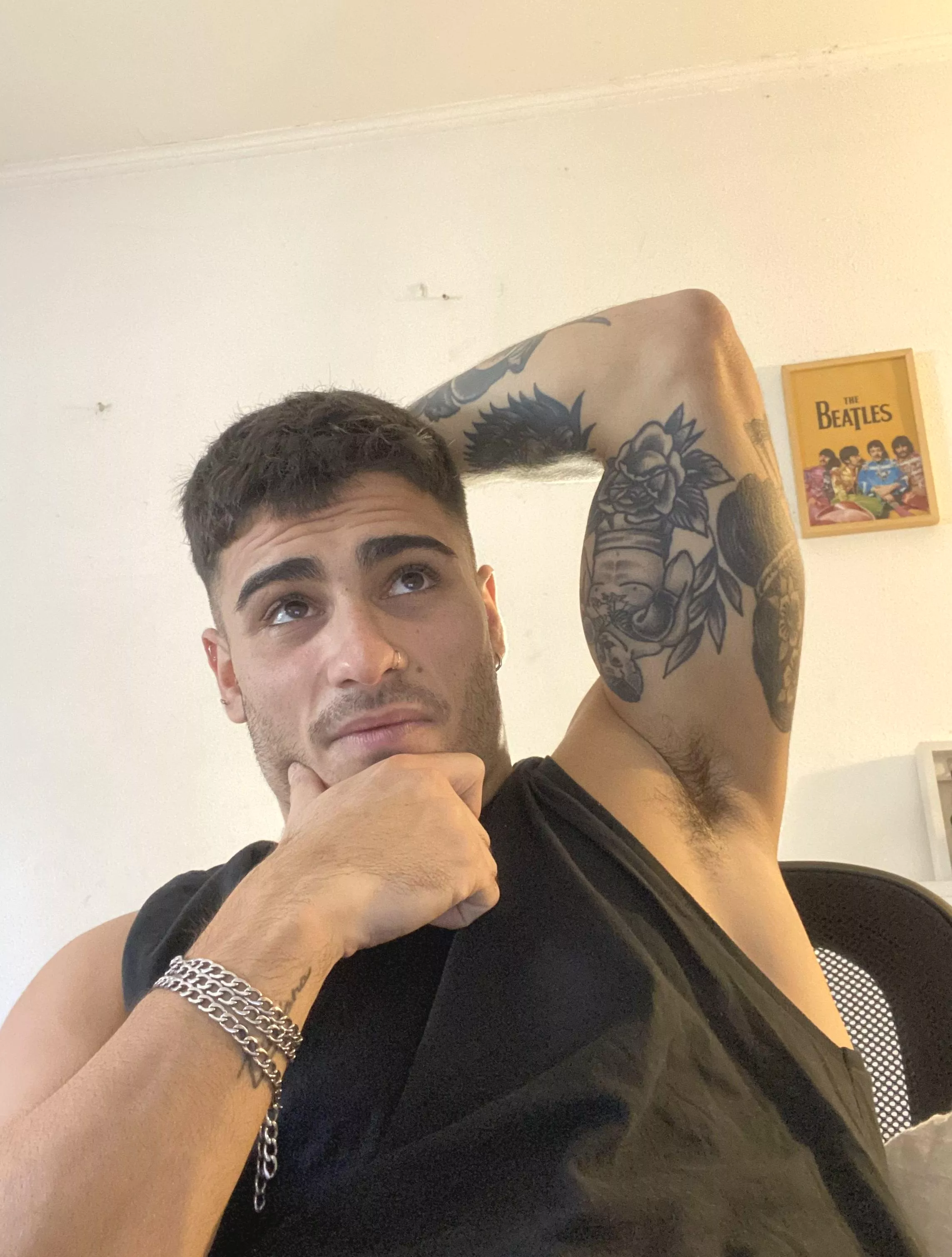 i love my hairy smelly armpit, what about you? posted by OlieTheKing