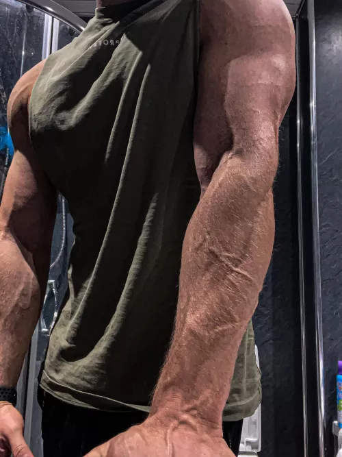 Its been a minute by Alrae7