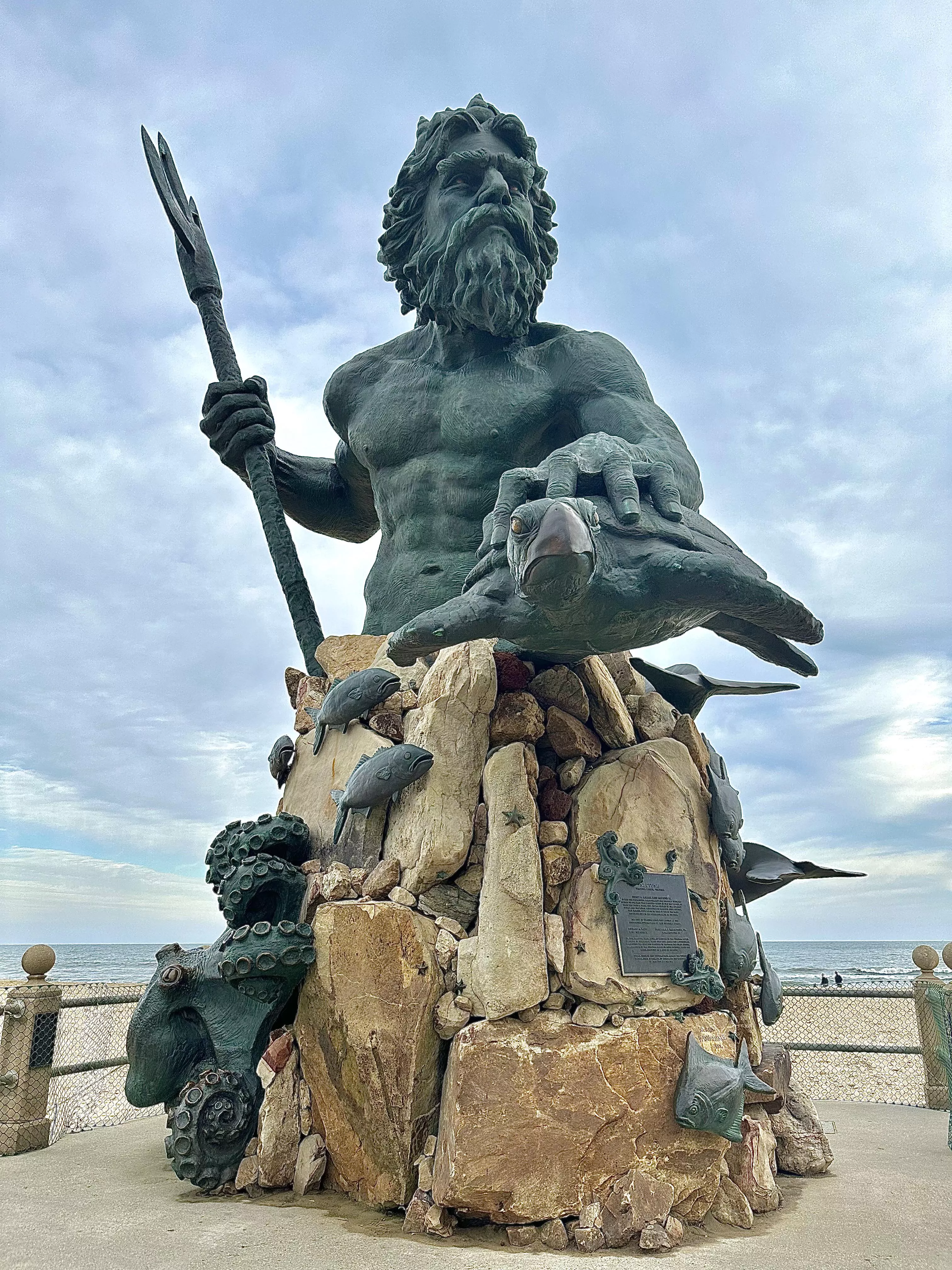 Neptune statue Virginia Beach posted by Adventuregirl41