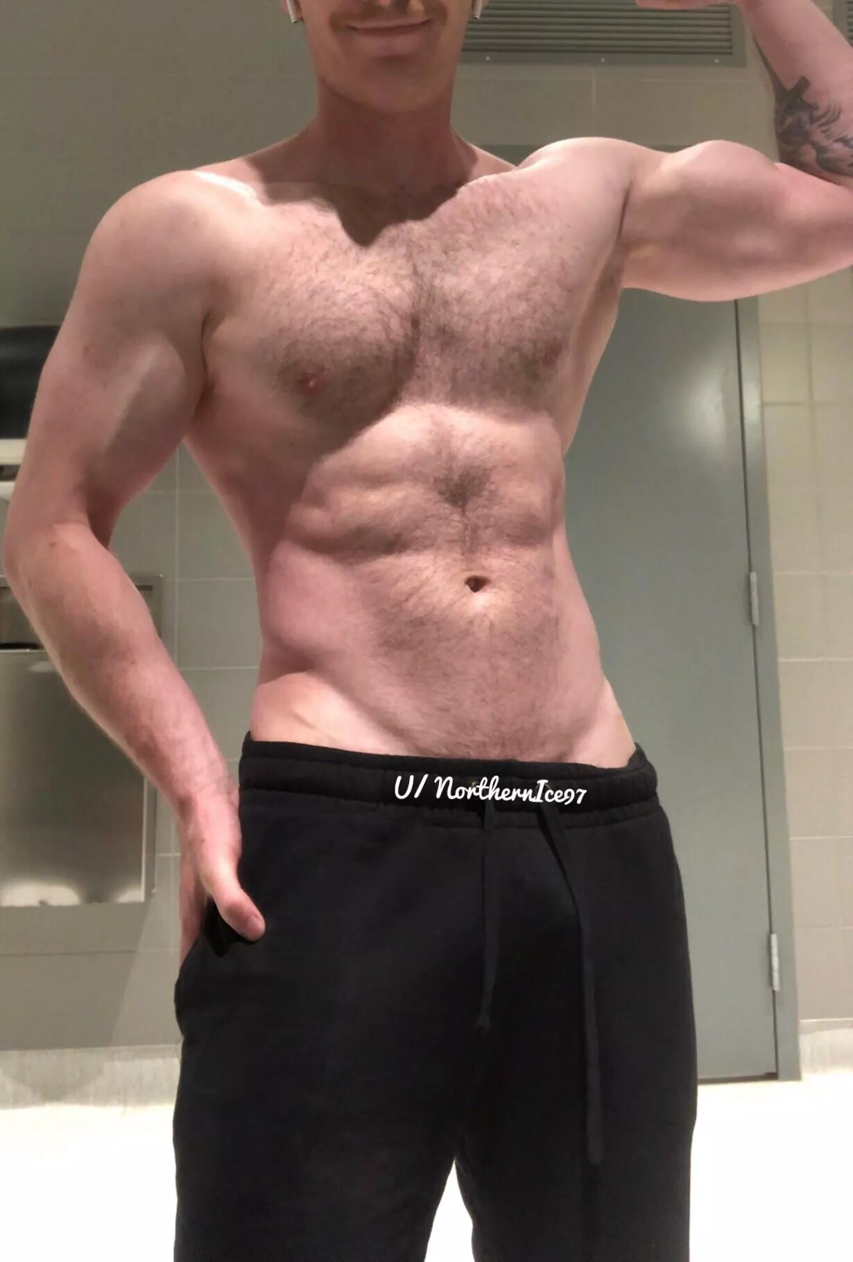 Ready for a workout 😏 posted by NorthernIce97