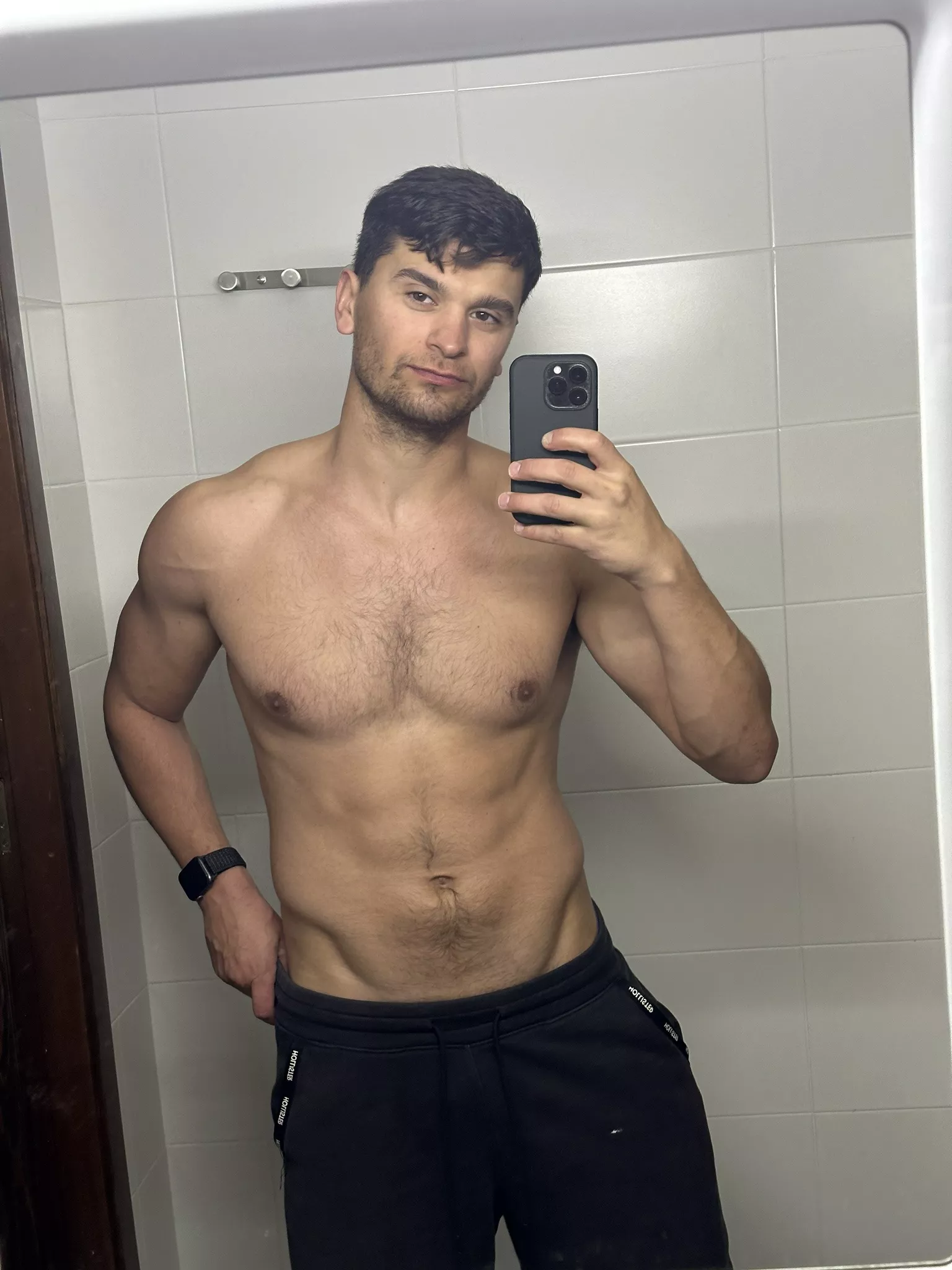 What do you think about my V? posted by realisiwak