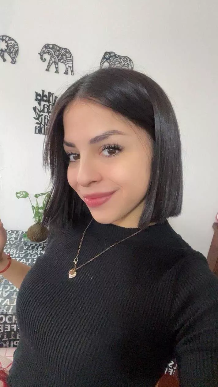 Classy in short hair posted by Past_Annual_7324