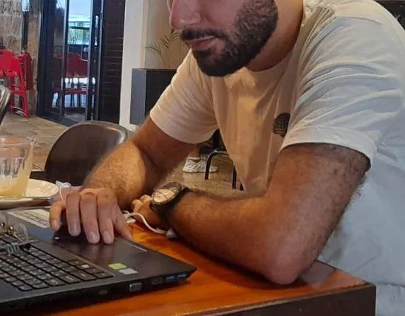 Do nerds catch your attention? Or you prefer muscular guys? posted by Square-Ad6345