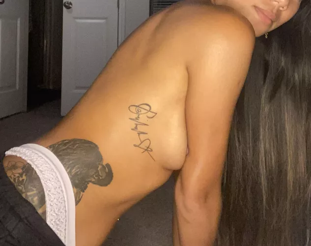 Feeling sexy today, what do you think by SunKissed_badie